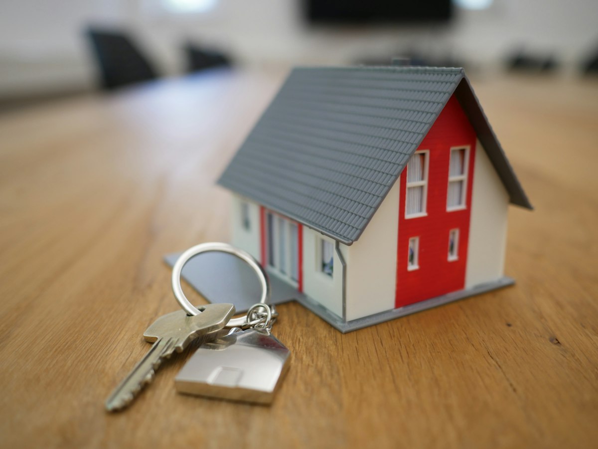 Professional Home Watch Services for Snowbirds & Absentee Owners